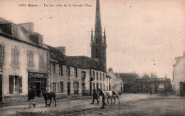 CPA - SIZUN - Un Des Côtés De La Grande Place - Edition E.Hamonic - Sizun