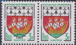 18128 Variété : N° 1186 Blason Nantes Navire Brun Au Lieu De Noir Tenant à Normal  ** - Unused Stamps