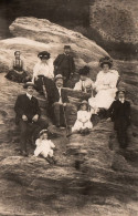 La Bernerie En Retz - Carte Photo - Groupe Famille Sur Les Rochers , La Plage - 1908 - La Bernerie-en-Retz