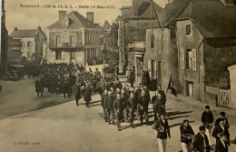 53 Argentre Fête De L.U.N.C « Le Défilé « - Argentre