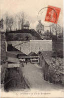 Avesnes - Un Coin Des Fortifications - Avesnes Le Comte