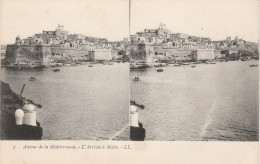 CARTE STEREOSCOPIQUE AUTOUR DE LA MEDITERRANEE L'ARRIVEE A MALTE TBE - Stereoscope Cards