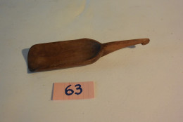 C63 Ancien Objet Pelle En Bois - Antike Werkzeuge
