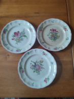 Keller & Guérin Trois Petites Assiettes Plates En Faïence Décor à La Strasbourg Vers 1889 - Lunéville (FRA)