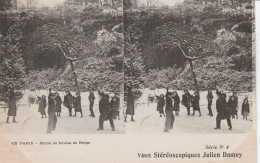 CARTE STEREOSCOPIQUE  PARIS PARTIE DE BOULES DE NEIGE JULIEN DAMOY TBE - Stereoskopie