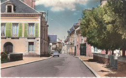 La Guerche-de-Bretagne (35 -  Ille Et Vilaine )  Rue De Nantes - La Guerche-de-Bretagne