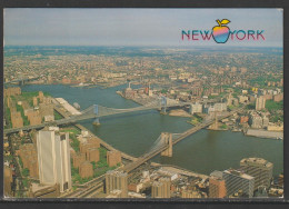 1996 - USA  -  AK/CP/Postcard "New York - Aerial View Of East River" - O Gestempelt - Siehe Scan (us 9571) - Manhattan