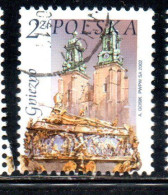POLONIA POLAND POLSKA 2002 CHURCH CATHEDRAL ST. ADALBERT'S COFFIN GNIEZNO 2z USATO USED OBLITERE' - Usati