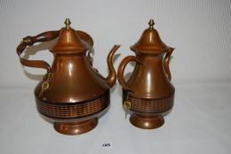 C65 2 Anciennes Cafetières Wikra - Cuivre - Coppers