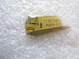 PIN'S     RATP    PLEYEL  L 13 - Transports