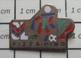 713H  Pin's Pins / Beau Et Rare / SPORTS / CLUB FOOTBALL JADIS GLORIEUX OL LYON PIZZA MINO - Football