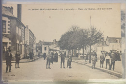 25. St-Philbert-de-Grand-Lieu (Loire-Inf) - Place De L'église, Côté Sud-ouest - Saint-Philbert-de-Grand-Lieu