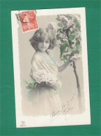 XB1196 JEUNE FILLE, ENFANT, GIRL FAMOUS MODEL GRETE REINWALD NEAR ROSE TREE RPPC - Ritratti