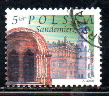POLONIA POLAND POLSKA 2004 CITY TOWN HALL CHURCH ARCHWAY SANDOMIERZ 5g USATO USED OBLITERE' - Used Stamps