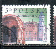 POLONIA POLAND POLSKA 2004 CITY TOWN HALL CHURCH ARCHWAY SANDOMIERZ 5g USATO USED OBLITERE' - Used Stamps