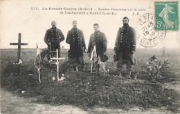 Militaire Tombes Françaises Sur La Route De Varreddes à Barcy CPA Guerre 1914 1918 - War Cemeteries