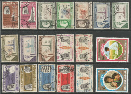 19 Timbres De Dubai - Dubai