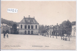 PIERREFONDS- LA MAIRIE - Pierrefonds