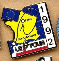 A386 Pin's Vélo Cyclisme Tour De France PARIS SAN SEBASTIAN BASQUE EUROPE Cartouche Blanche Achat Immédiat - Cyclisme