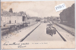 REIMS- LE CANAL- UNE PENICHE - Reims