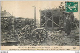CATASTROPHE DE COURVILLE 1911 TRAIN RAPIDE DE PARIS A RENNES TAMPONNE UN TRAIN MARCHANDISES - Courville
