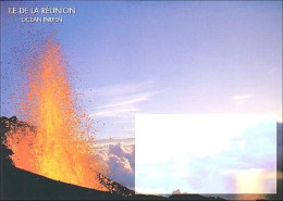Enveloppe Illustrée Eruption Volcan Reunion Volcano Preprinted Cover ( A90 600) - Vulkane