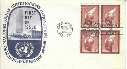 Envellope NATIONS UNIS 1e Jour N° 5 Poste Aerienne Bloc De 4 Y & T - Lettres & Documents