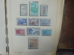 FRANCE 1970-1980 COLLECTION MAJORITE NEUVE** VENDUE SUR FEUILLES A SAISIR ! (4341 1/2) 1 KILO 200 - Unused Stamps