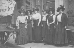 PARIS-75015- CARTE-PHOTO- ETABLISSMENT SOCIAL A GRENELLE GROUPE DE FEMMES - Arrondissement: 15