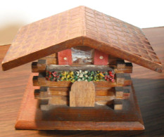 Chalet En Bois / Coffret - Cajas/Cofres