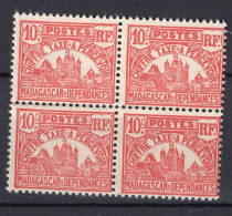 M4543 - COLONIES FRANCAISES MADAGASCAR TAXE Yv N°11 ** BLOC - Portomarken