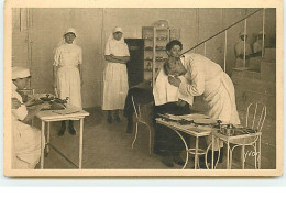 PARIS - Hôpital Ecole De La Société De Secours Aux Blessés Militaires - Consultation De Médecine - Gesundheit, Krankenhäuser