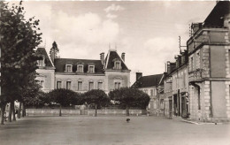 FRANCE - Chambris - Place Du Marché - Carte Postale - Other & Unclassified