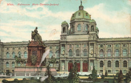 AUTRICHE - Wien - Hofmuseum Maria Theresia Denkmal - Un Statut - Une église - Carte Postale Ancienne - Kerken