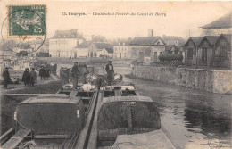 18-BOURGES- CHALANDS A L'ENTREE DU CANAL DU BERRY - Bourges