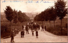 CPA - SELECTION -  AUXI LE CHATEAU -  CARTE PHOTO -   Sortie De L'Usine - Auxi Le Chateau