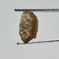 Sphène Brut De Birmanie - 1.35 Carat (0.27 Gramme) - Mineralien