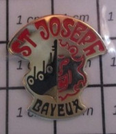 715A   Pins Pin's / Rare & Belle Qualité ADMINISTRATIONS / ECOLE COLLEGE ST JOSEPH BAYEUX DRAKKAR LEOPARD NORMANDIE - Administrations