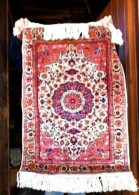 * Petit Tapis En Pure Soie Naturelle - Rugs, Carpets & Tapestry