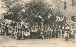 Auray * Kermesse Du 30 Septembre 1906 * Char Et Suite De La Bergère De Domrémy * Déguisements Enfants Villageois - Auray