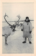 ESQUIMAU USA ALASKA  Barrow  Utqiagvik Denbigh Détroit De Behring  Renne Et Son Maitre Inuit Canada Eskimo 28 OO 0932 - Fairbanks
