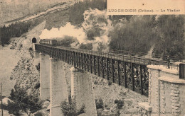 LUC En DIOIS - TRAIN Traversant Le VIADUCn Ferroviaire - Luc-en-Diois