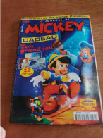 152 // LE JOURNAL DE MICKEY / N°2499 / 2000 - Journal De Mickey