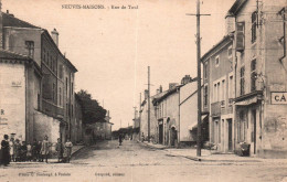 54 - Meurthe Et Moselle - NEUVES MAISONS - Rue De Toul - Café - Neuves Maisons