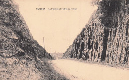 NOISEUX - La Tranchée Et L'entrée Du Village - Somme-Leuze