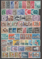 VATICAN - 1960+1961 - ANNEES COMPLETES + POSTE AERIENNE YVERT N°287/343+A45/46 + EXPRES 15/16 * MLH - COTE = 50 EUR - Ganze Jahrgänge