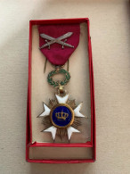 Militaria. BELGIË - BELGIUM - MEDAILLE 14 - 18 Medaille Ridder In De Kroonorde Leopold II Met Zwaarden - Belgium
