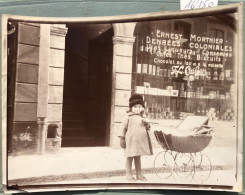 Cernier (NE) Gamine Et Landau Devant Le Magasin De Denrées Coloniales E. Morthier (16'150) - Cernier