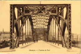 * T2/T3 Nameche, L'entrée Du Pont / Bridge, Bicycles (EK) - Non Classés