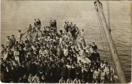 T2/T3 1915 SMS Helgoland Az Osztrák-Magyar Haditengerészet Helgoland-osztályú Gyorscirkáló Teljes Legénysége / K.u.K. Kr - Sin Clasificación